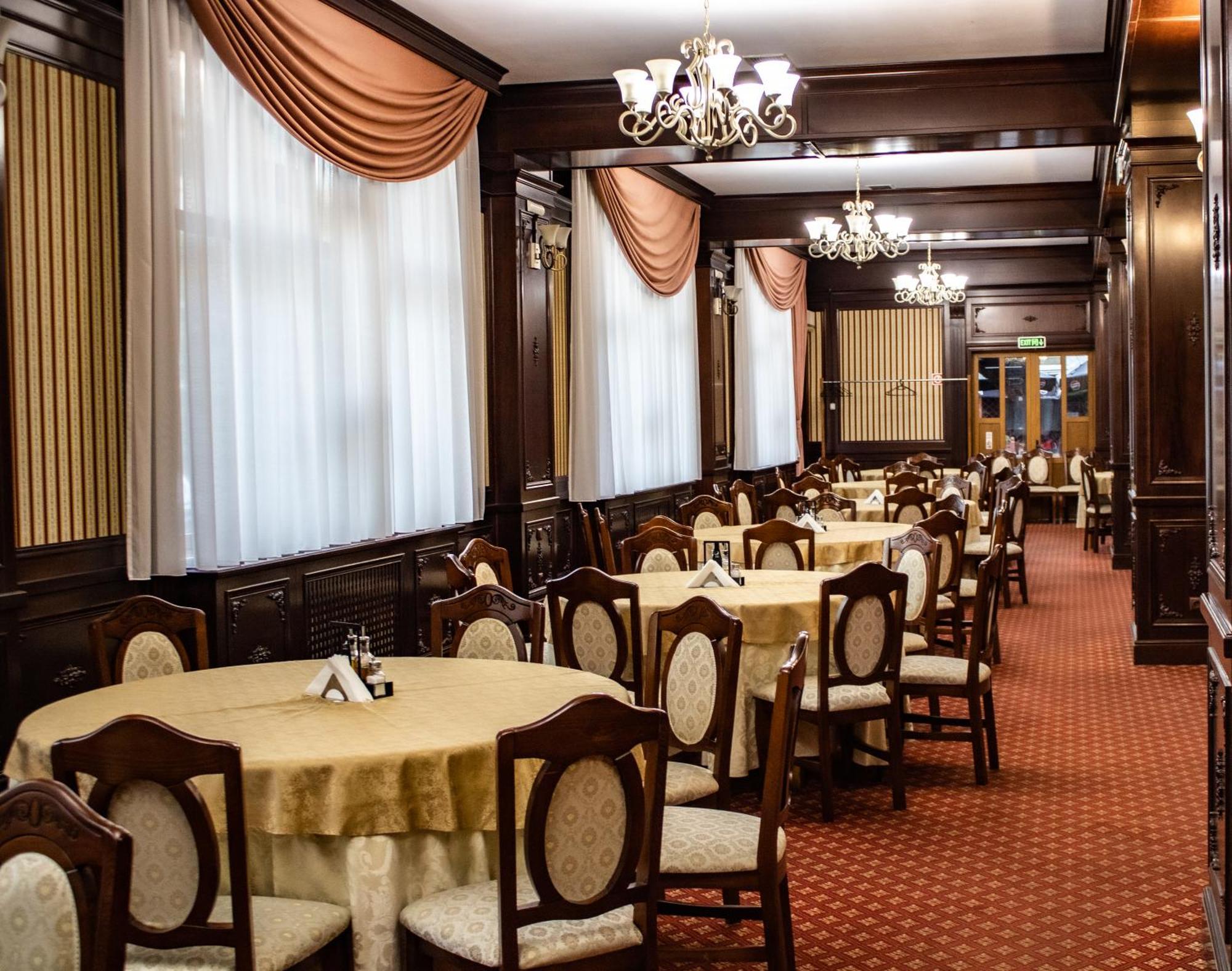 Hotel Rebis Braila Exterior photo