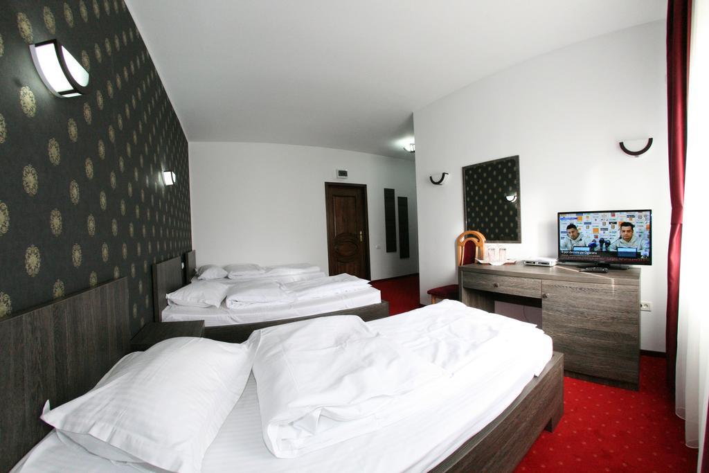 Hotel Rebis Braila Room photo