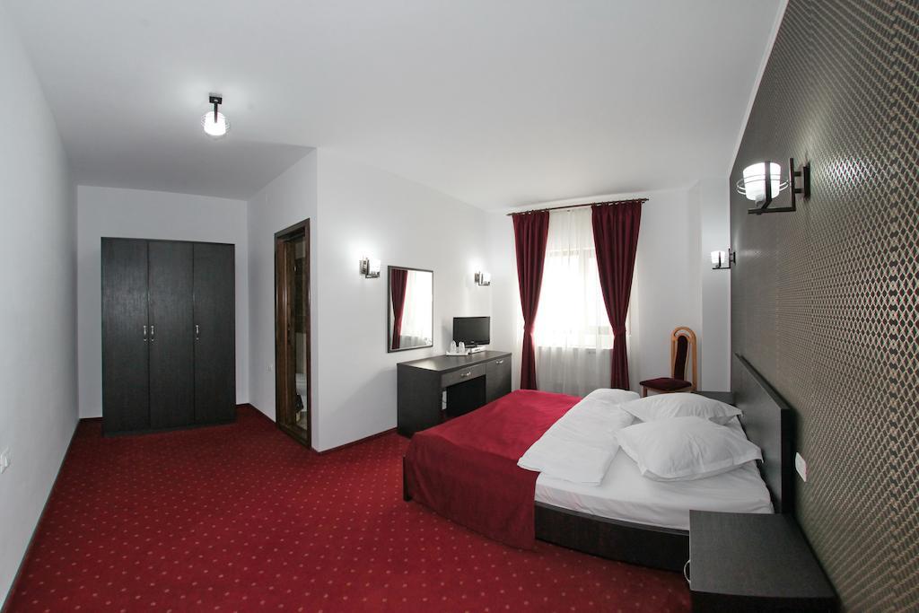 Hotel Rebis Braila Room photo